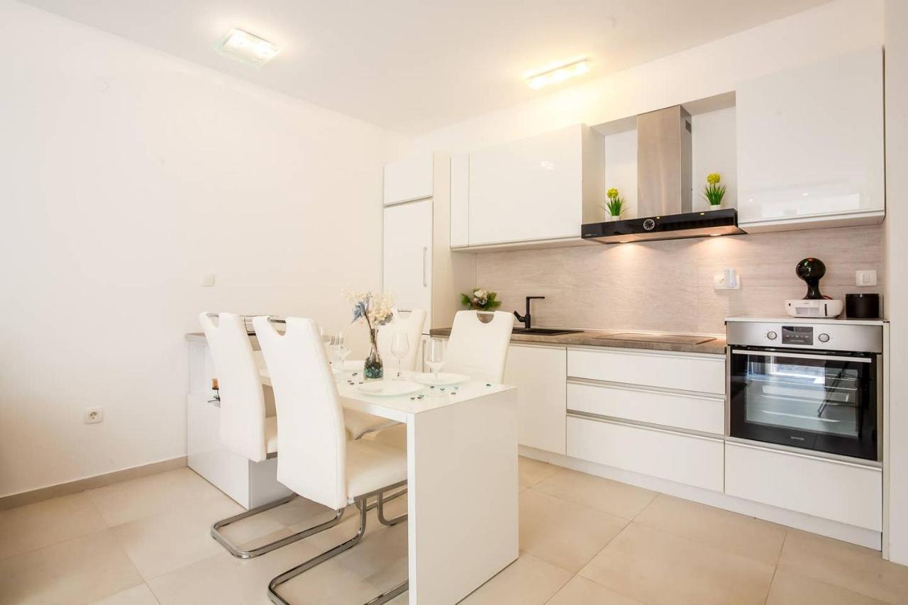 Lux Apartment Teodora Rafajlovići Kültér fotó